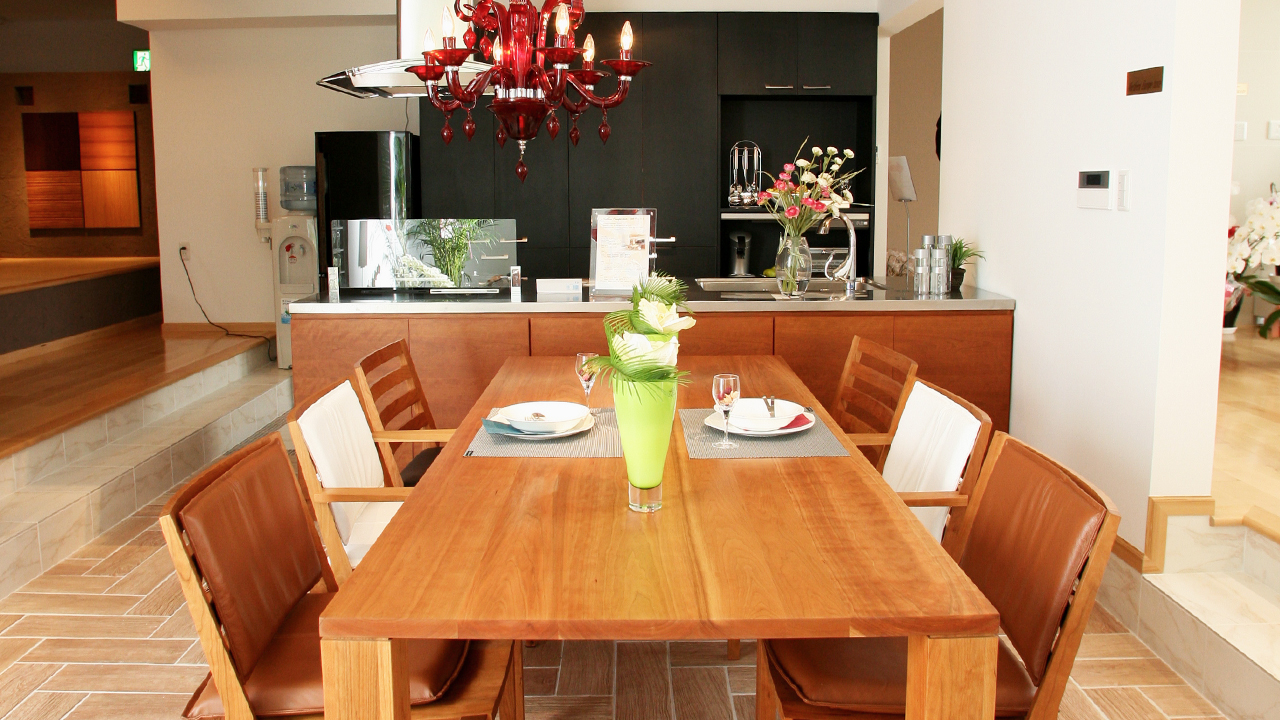 ショールーム　ダイニング