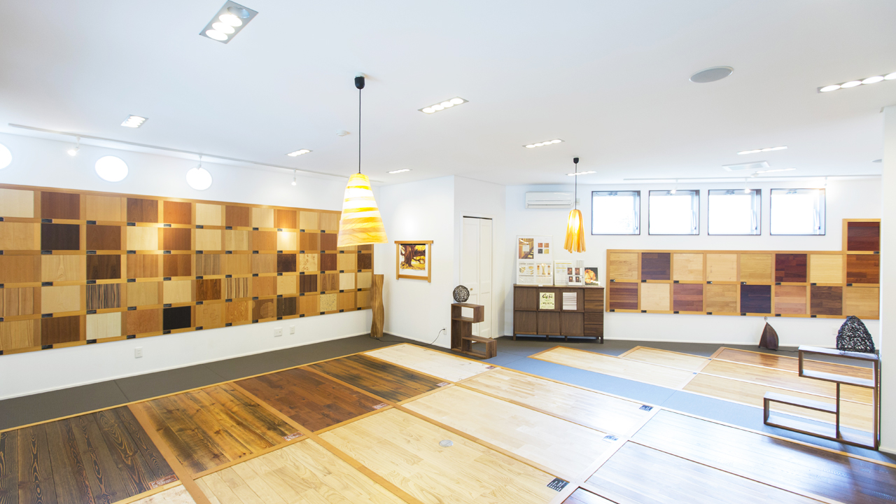 ショールーム　木材サンプル